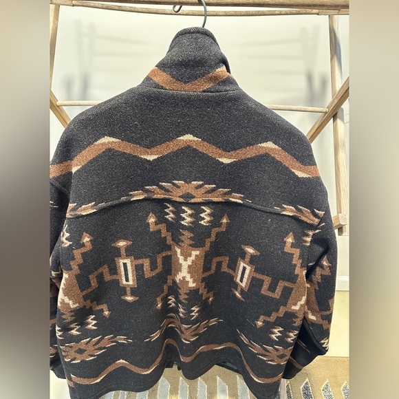 Pendleton  Vintage- Men's Black and Brown Geometric Jacket - Picture 2 of 15